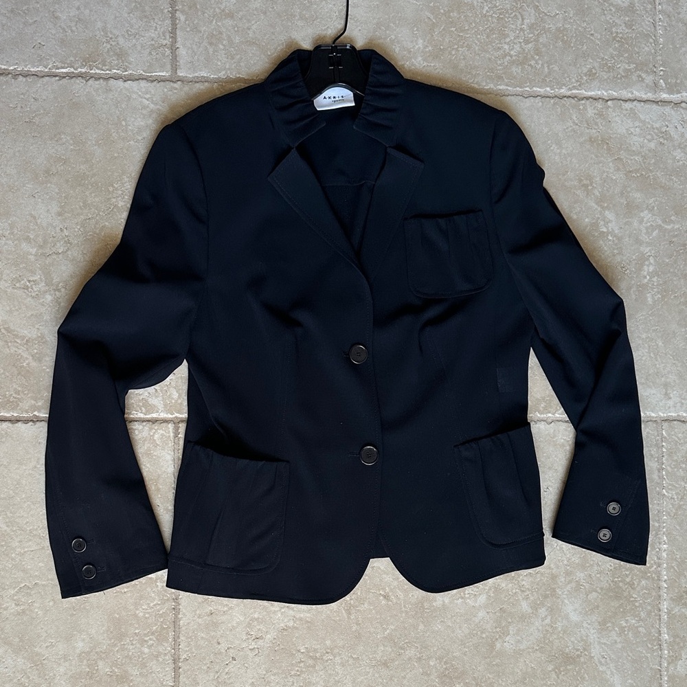 Akris Punto Black 100% Wool Blazer Made in Switzerland